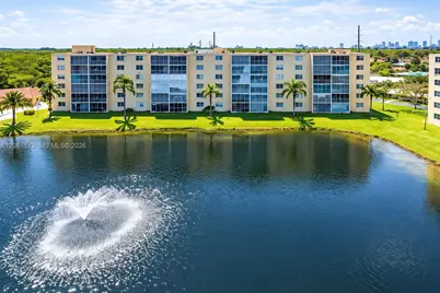 441 SE 3rd St #408, Dania Beach, FL 33004 - Photo 4