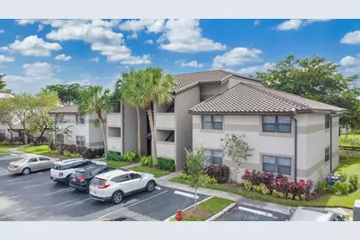 9894 Nob Hill Ln #9894, Sunrise, FL 33351 - Photo 2