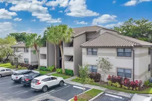 9894 Nob Hill Ln, Sunrise, FL 33351 - Photo 2