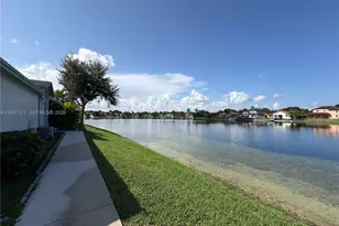6705 SW 152nd Pl, Miami, FL 33193 - Photo 6