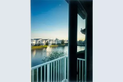 10464 NW 70th Ln, Doral, FL 33178 - Photo 12