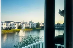 10464 NW 70th Ln, Doral, FL 33178 - Photo 12