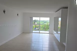9310 Fontainebleau Blvd, Miami, FL 33172 - Photo 20