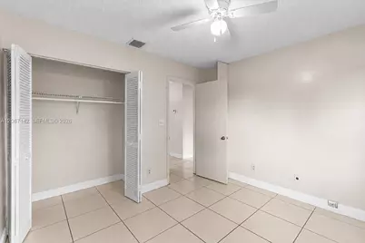 310 SW 96th Ter, Pembroke Pines, FL 33025 - Photo 22