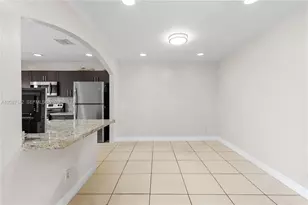 310 SW 96th Terrace, Pembroke Pines, FL 33025 - Photo 6
