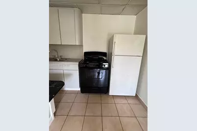 1845 Pembroke Rd #4-27, Hollywood, FL 33020 - Photo 4