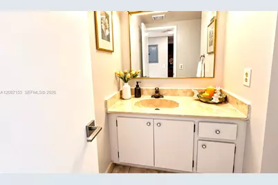 2801 NE 183rd St #1805W, Aventura, FL 33160 - Photo 10