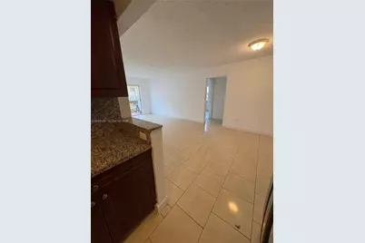 633 S Royal Poinciana Blvd #B218, Miami Springs, FL 33166 - Photo 4
