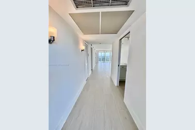 575 Oaks Ln #1008, Pompano Beach, FL 33069 - Photo 6