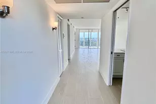 575 Oaks Ln, Pompano Beach, FL 33069 - Photo 6