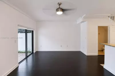 8954 W 35th Way, Hialeah, FL 33018 - Photo 6