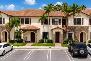 8954 W 35th Way, Hialeah, FL 33018 - Photo 2