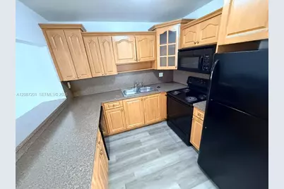 6125 W 20th Ave #312, Hialeah, FL 33012 - Photo 2