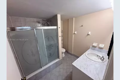 10000 NW 80th Ct #2361, Hialeah Gardens, FL 33016 - Photo 6