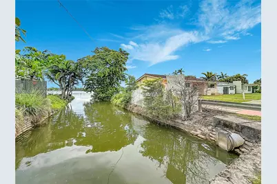 2501 NE 209th Ter, Miami, FL 33180 - Photo 56