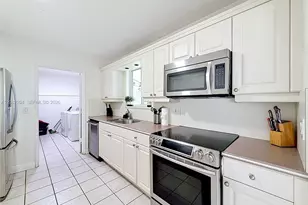2501 NE 209th Terrace, Miami, FL 33180 - Photo 12