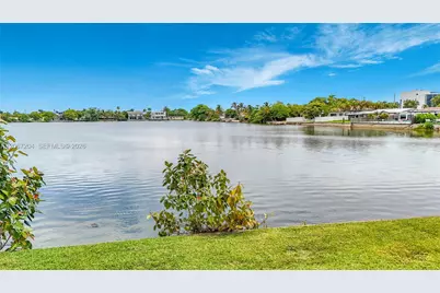 2501 NE 209th Ter, Miami, FL 33180 - Photo 58