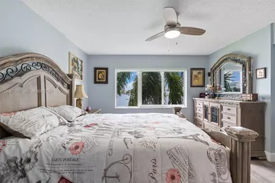 126 Golden Isles Dr #34A, Hallandale Beach, FL 33009 - Photo 16