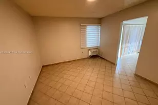 4713 NW 7th St, Miami, FL 33126 - Photo 12