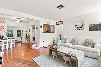 1055 NE 121st St #1055, North Miami, FL 33161 - Photo 4