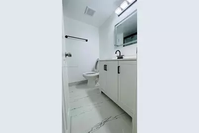 18216 Mediterranean Blvd #1-19, Hialeah, FL 33015 - Photo 10