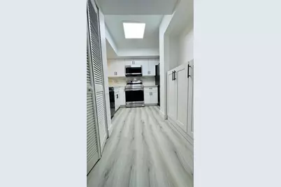 18216 Mediterranean Blvd #1-19, Hialeah, FL 33015 - Photo 6