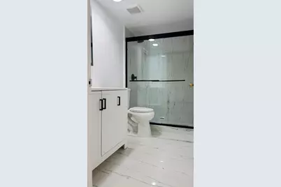 18216 Mediterranean Blvd #1-19, Hialeah, FL 33015 - Photo 8