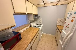 1255 W 53rd St, Hialeah, FL 33012 - Photo 12