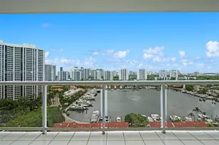 3640 Yacht Club Dr, Aventura, FL 33180 - Photo 22
