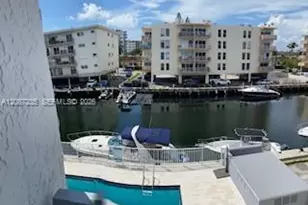 3626 NE 168th St, North Miami Beach, FL 33160 - Photo 16