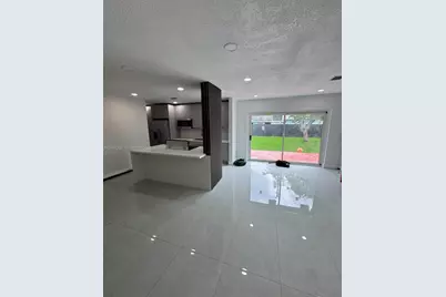 19201 NW 10th Ct, Miami Gardens, FL 33169 - Photo 6