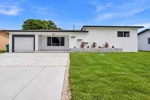 19201 NW 10th Ct, Miami Gardens, FL 33169 - Photo 2