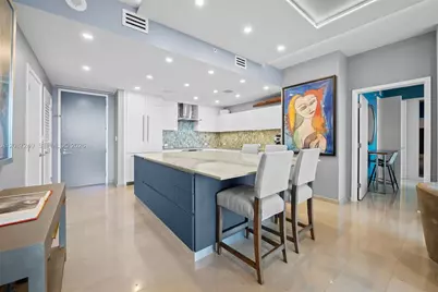 88 SW 7th St #3107, Miami, FL 33130 - Photo 2