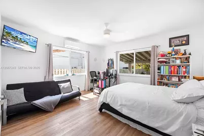 7940 Hawthorne Ave, Miami Beach, FL 33141 - Photo 24