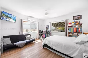 7940 Hawthorne Ave, Miami Beach, FL 33141 - Photo 24