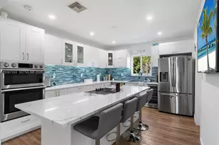 7940 Hawthorne Ave, Miami Beach, FL 33141 - Photo 14