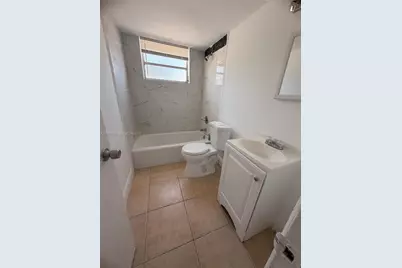 8450 NE Miami Ct #6, Miami, FL 33138 - Photo 4