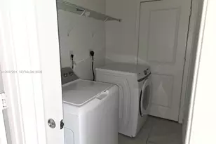 389 NE 5th Pl, Florida City, FL 33034 - Photo 8