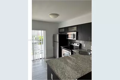 5400 W 21st Ct #407, Hialeah, FL 33016 - Photo 1