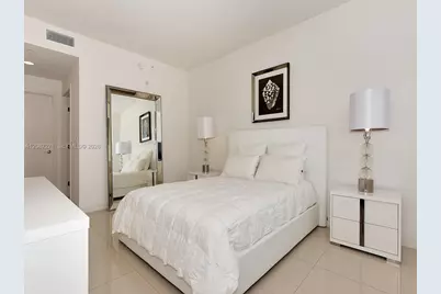 999 SW 1st Ave #2512, Miami, FL 33130 - Photo 12