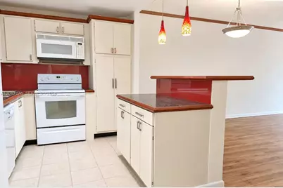19390 Collins Ave #119, Sunny Isles Beach, FL 33160 - Photo 6