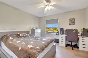 7647 Rockport Cir, Lake Worth, FL 33467 - Photo 12