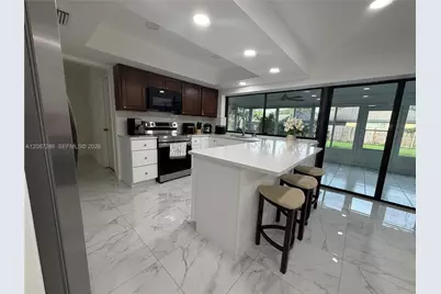 2204 Cherokee Trl, Brandon, FL 33594 - Photo 10