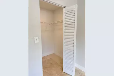 11810 NE 19th Dr #8, North Miami, FL 33181 - Photo 14