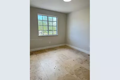 11810 NE 19th Dr #8, North Miami, FL 33181 - Photo 16