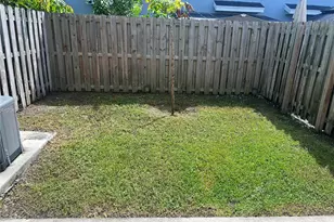 391 NW 12th Ave, Florida City, FL 33034 - Photo 8