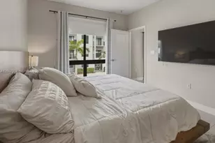 8201 NW 41st St, Doral, FL 33166 - Photo 12