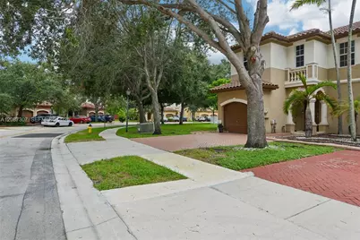 14127 SW 51st Ln, Miramar, FL 33027 - Photo 2