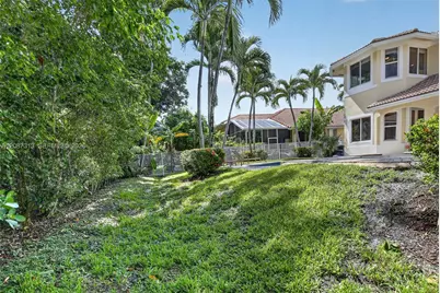 8210 Phoenician Court, Davie, FL 33328 - Photo 72