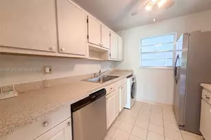 400 SW Golfview Terrace, Boynton Beach, FL 33426 - Photo 2